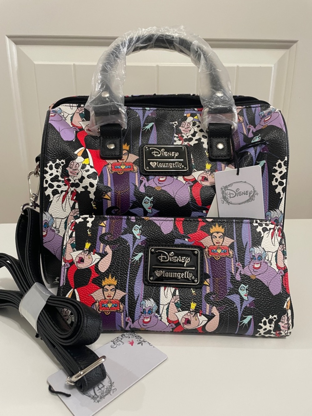 Loungefly Disney Villains Black Multicolor barrel bag  with Wallet